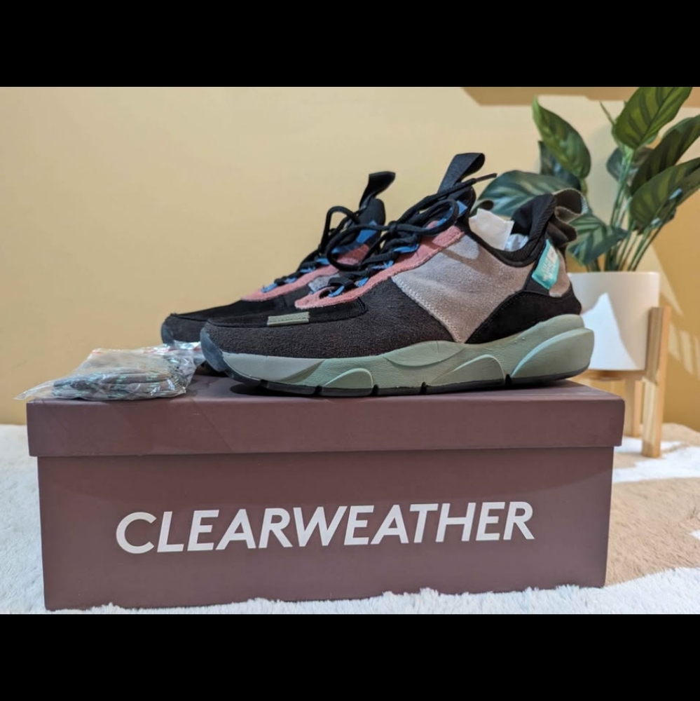 Clearweather contera total recall shoes